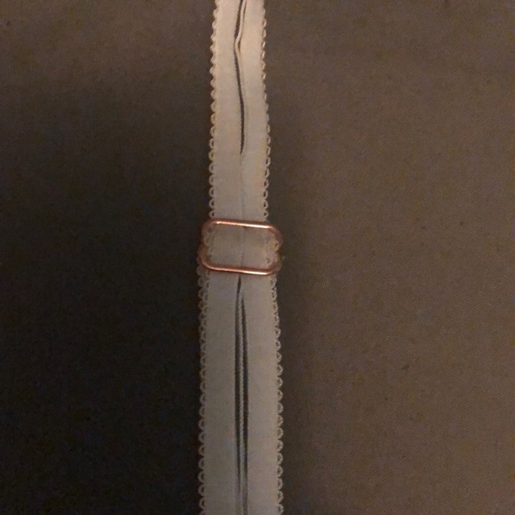 To big - Picture 3 of 4